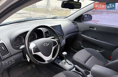 Хэтчбек Hyundai i30 2008 в 