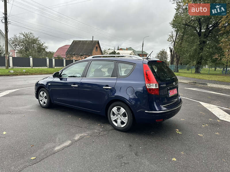 Универсал Hyundai i30 2010 в Виннице