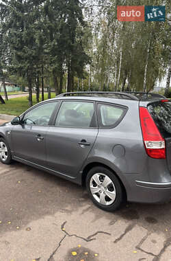 Универсал Hyundai i30 2010 в 