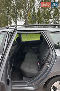 Универсал Hyundai i30 2010 в 