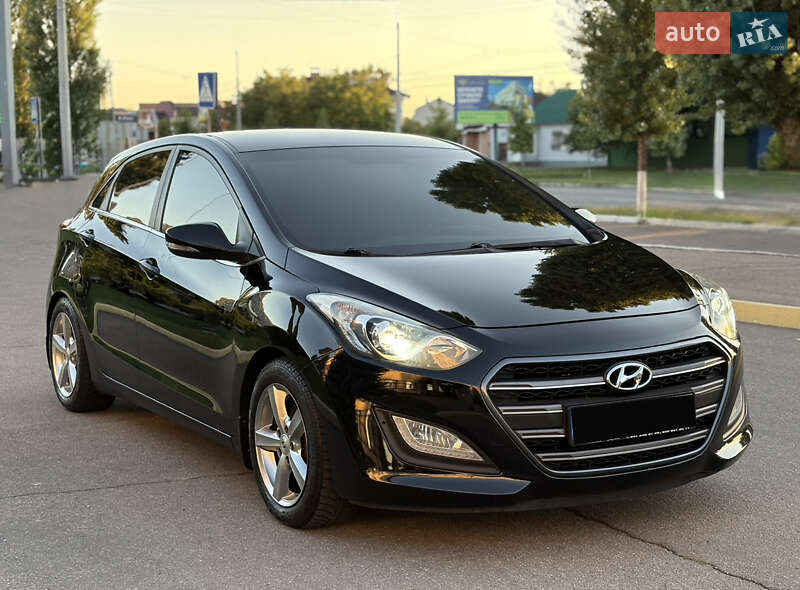 Хэтчбек Hyundai i30 2012 в Кременчуге