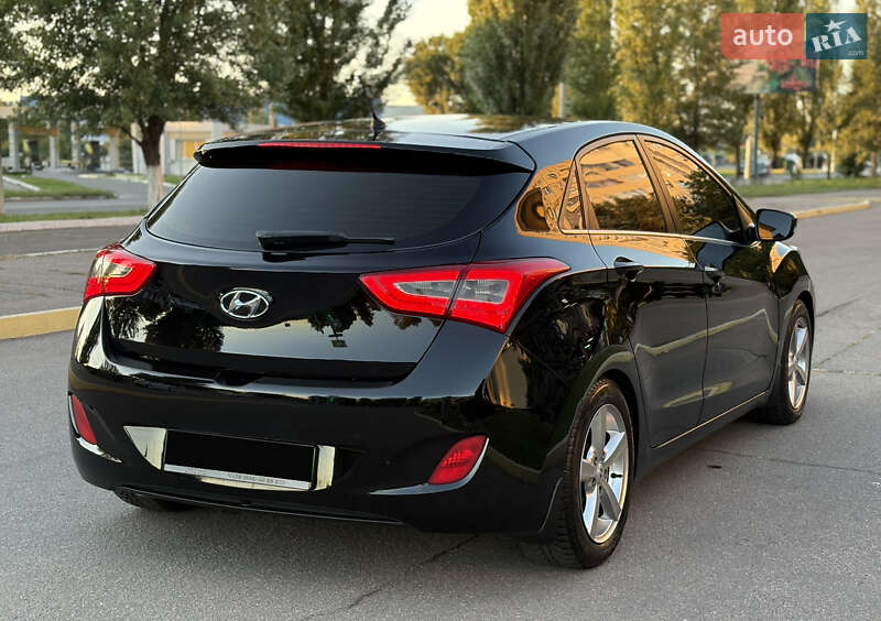 Хэтчбек Hyundai i30 2012 в Кременчуге