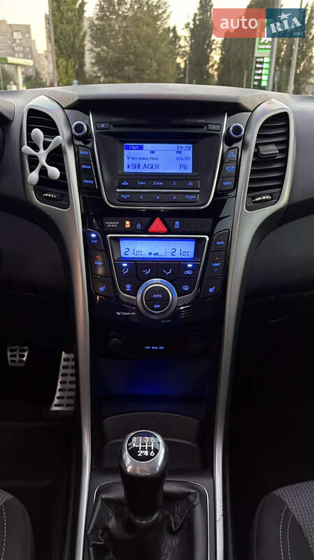 Хэтчбек Hyundai i30 2012 в Кременчуге
