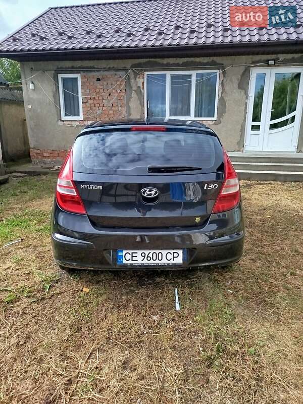 Хэтчбек Hyundai i30 2009 в Кицмани