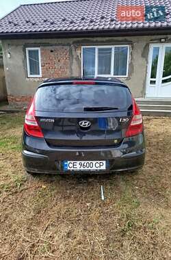Хетчбек Hyundai i30 2009 в 