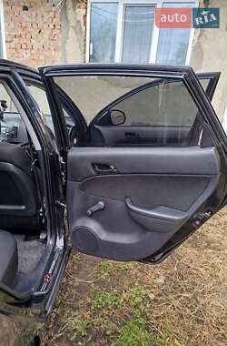 Хетчбек Hyundai i30 2009 в 
