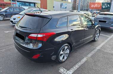 Универсал Hyundai i30 2013 в Стрые