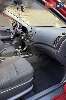 Универсал Hyundai i30 2011 в 