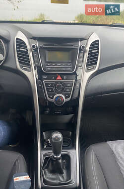 Универсал Hyundai i30 2013 в 