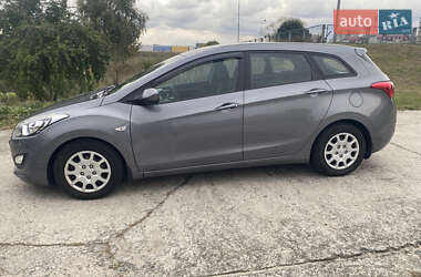 Универсал Hyundai i30 2013 в 