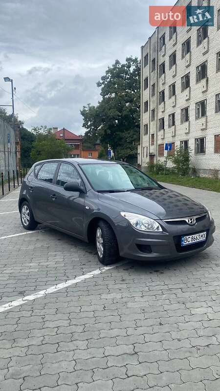 Хетчбек Hyundai i30 2007 в Львові фото 5 Хетчбек Hyundai i30 2007 в Львові