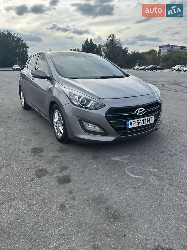 Хетчбек Hyundai i30 2012 в Запоріжжі