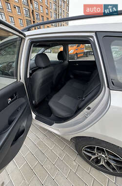 Хетчбек Hyundai i30 2008 в 