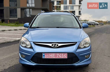 Універсал Hyundai i30 2012 в  фото 5 Універсал Hyundai i30 2012 в