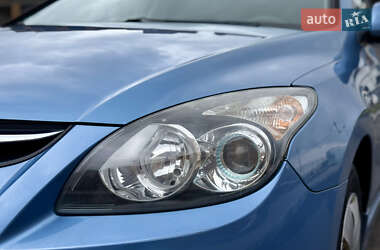 Універсал Hyundai i30 2012 в  фото 14 Універсал Hyundai i30 2012 в