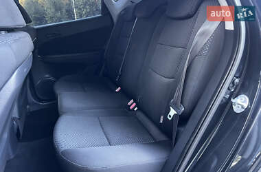 Хэтчбек Hyundai i30 2009 в 