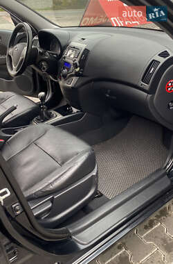 Универсал Hyundai i30 2008 в 