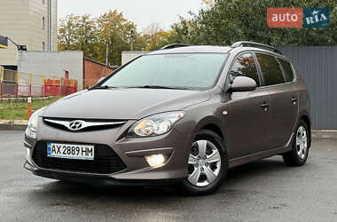 Універсал Hyundai i30 2012 в Харкові