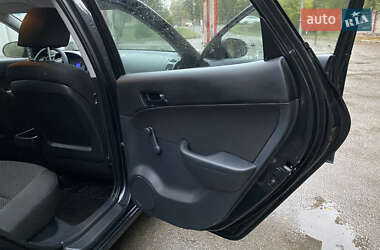 Хэтчбек Hyundai i30 2009 в 