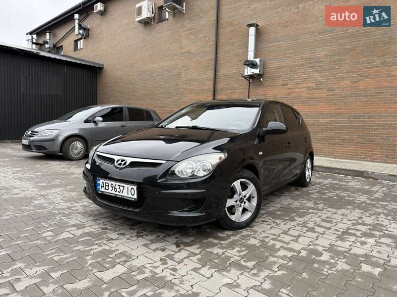 Хэтчбек Hyundai i30 2009 в Казатине