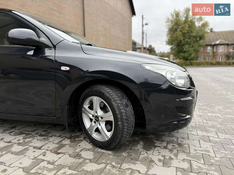 Хэтчбек Hyundai i30 2009 в Казатине