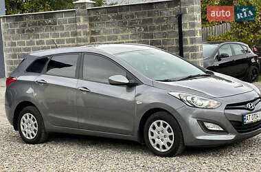 Универсал Hyundai i30 2013 в 