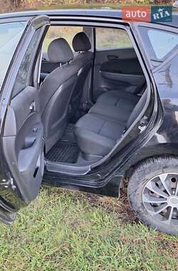 Хэтчбек Hyundai i30 2011 в 