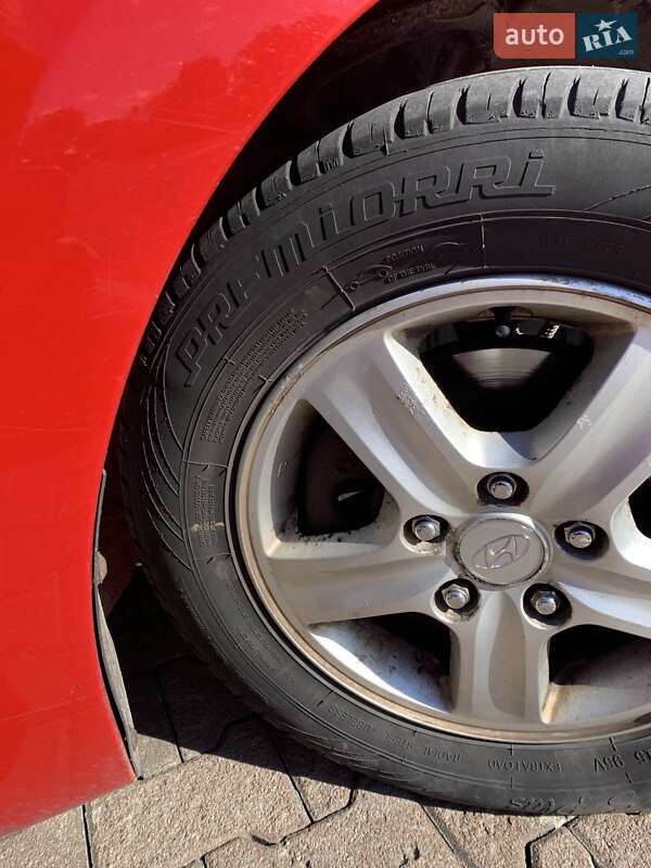 Хэтчбек Hyundai i30 2008 в Житомире
