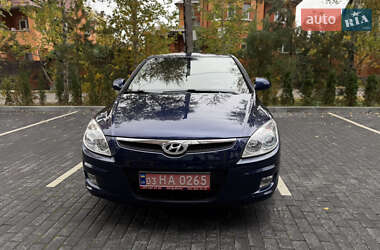 Хэтчбек Hyundai i30 2008 в 
