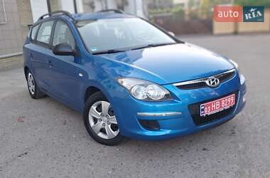 Универсал Hyundai i30 2010 в 