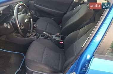 Универсал Hyundai i30 2010 в 