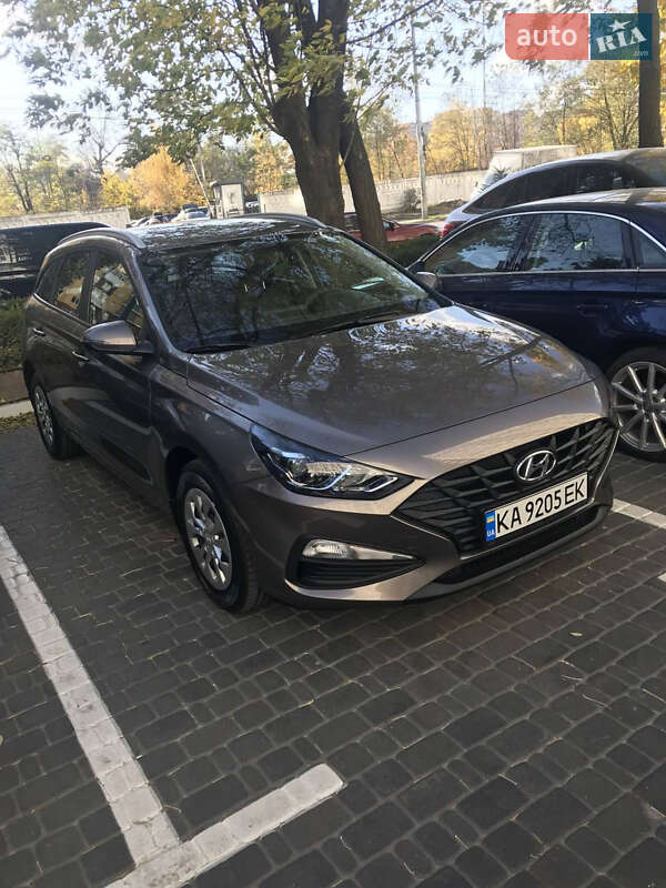 Hyundai i30 2021