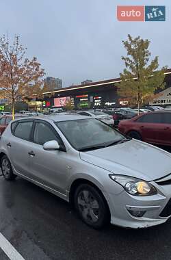 Хетчбек Hyundai i30 2011 в Києві