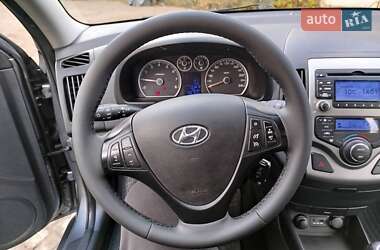 Универсал Hyundai i30 2012 в 