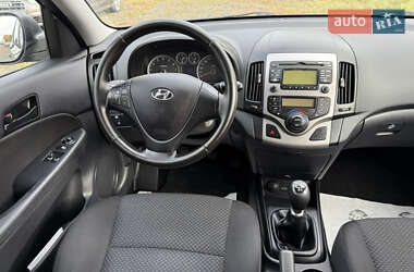 Универсал Hyundai i30 2010 в 