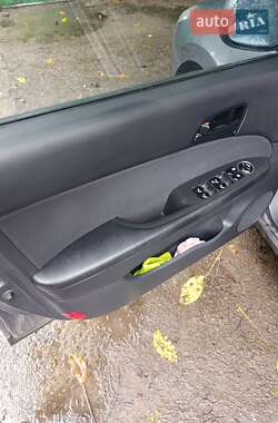 Хэтчбек Hyundai i30 2009 в 