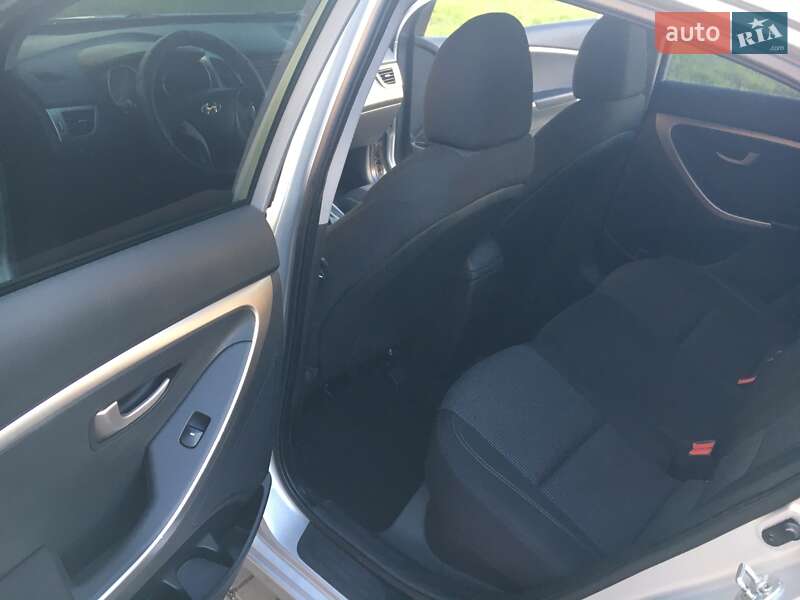 Хэтчбек Hyundai i30 2012 в Одессе фото 20 Хэтчбек Hyundai i30 2012 в Одессе