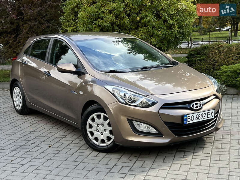 Хетчбек Hyundai i30 2014 в Тернополі