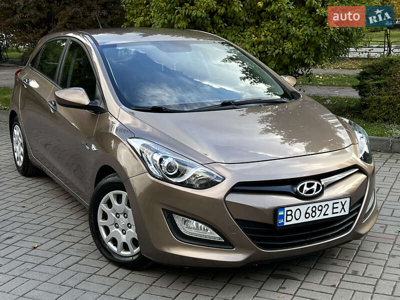 Хетчбек Hyundai i30 2014 в Тернополі