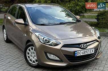 Хэтчбек Hyundai i30 2014 в 
