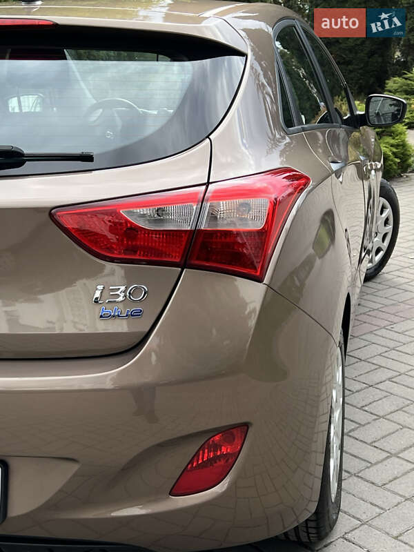 Хетчбек Hyundai i30 2014 в Тернополі