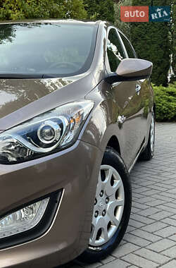 Хэтчбек Hyundai i30 2014 в 