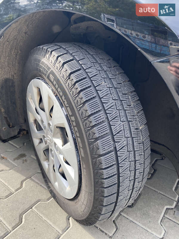 Хэтчбек Hyundai i30 2020 в Киеве