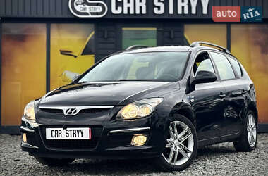 Універсал Hyundai i30 2009 в Стрию