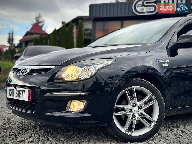 Универсал Hyundai i30 2009 в Стрые