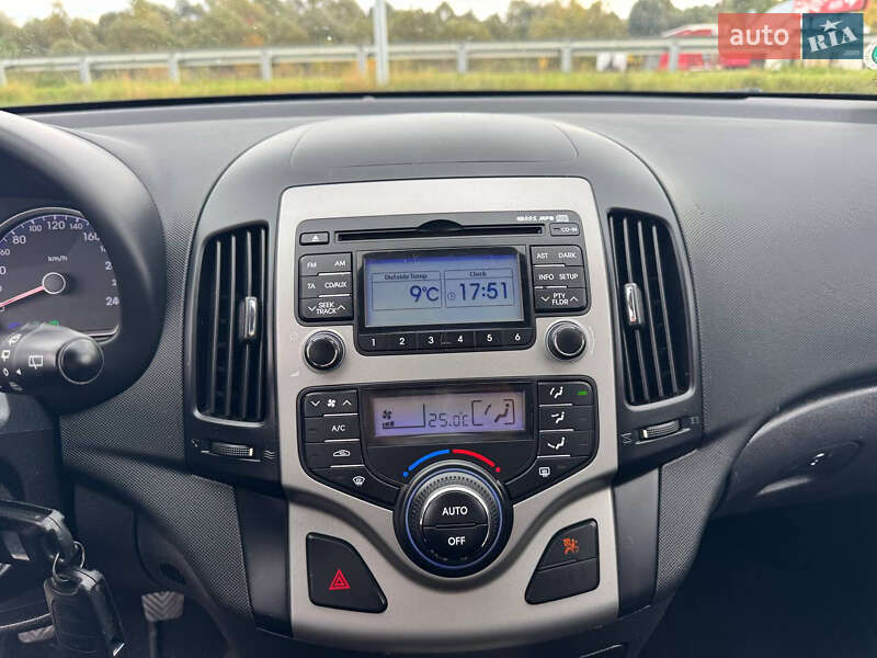 Универсал Hyundai i30 2009 в Стрые