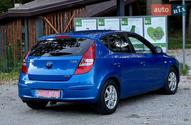 Хэтчбек Hyundai i30 2008 в 