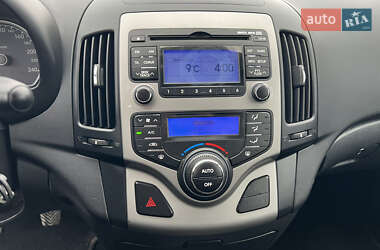 Универсал Hyundai i30 2009 в 