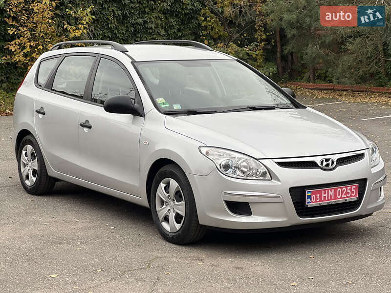 Универсал Hyundai i30 2008 в Виннице