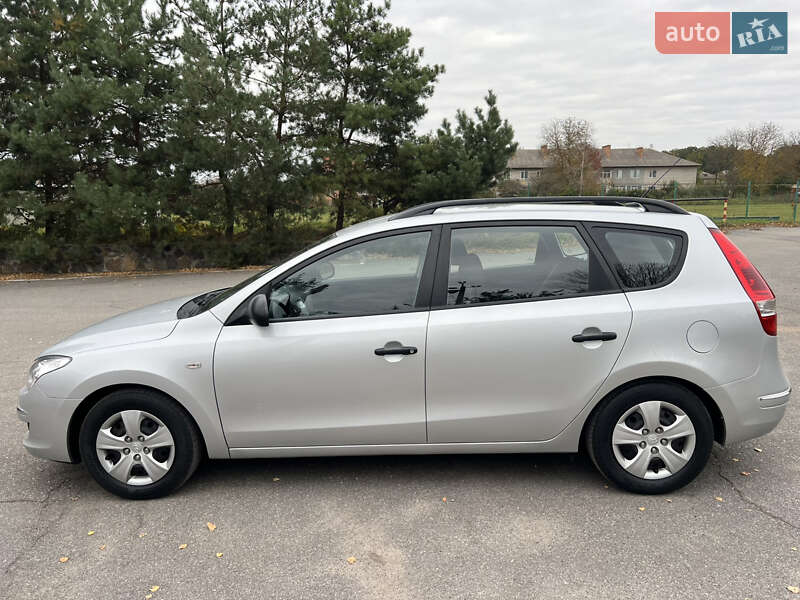 Универсал Hyundai i30 2008 в Виннице